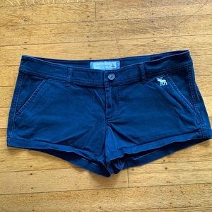 Abercrombie & Fitch size 4 navy shorts